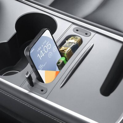 Schowek na telefon do Tesli