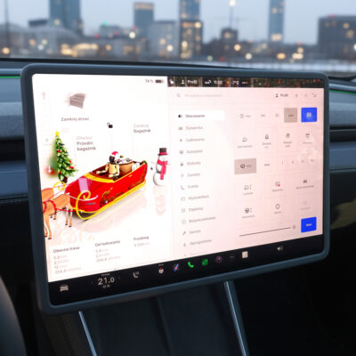 ochraniacz silikonowy na krawędź ekranu w tesli