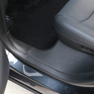 Nakładki na progi Tesla Model Y