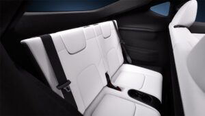 tesla model y siedmiomiejscowa