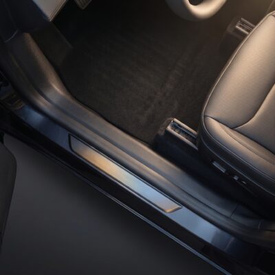 Nakładki na przednie progi tesla model y