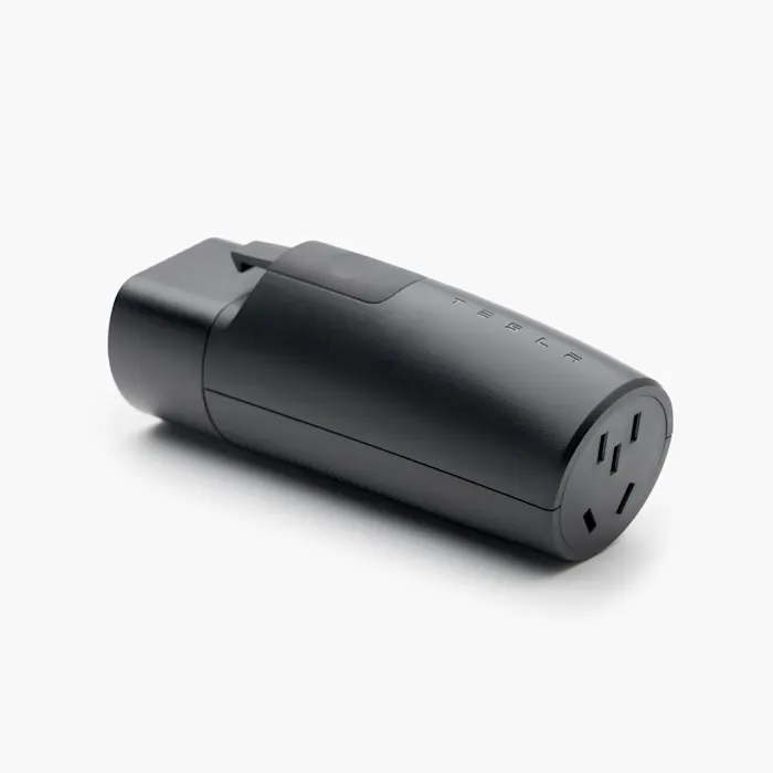Tesla V2L adapter